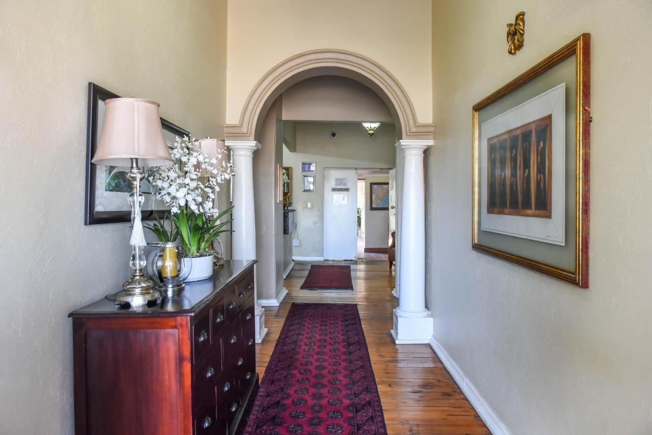Oxford Lodge Vryheid Extérieur photo