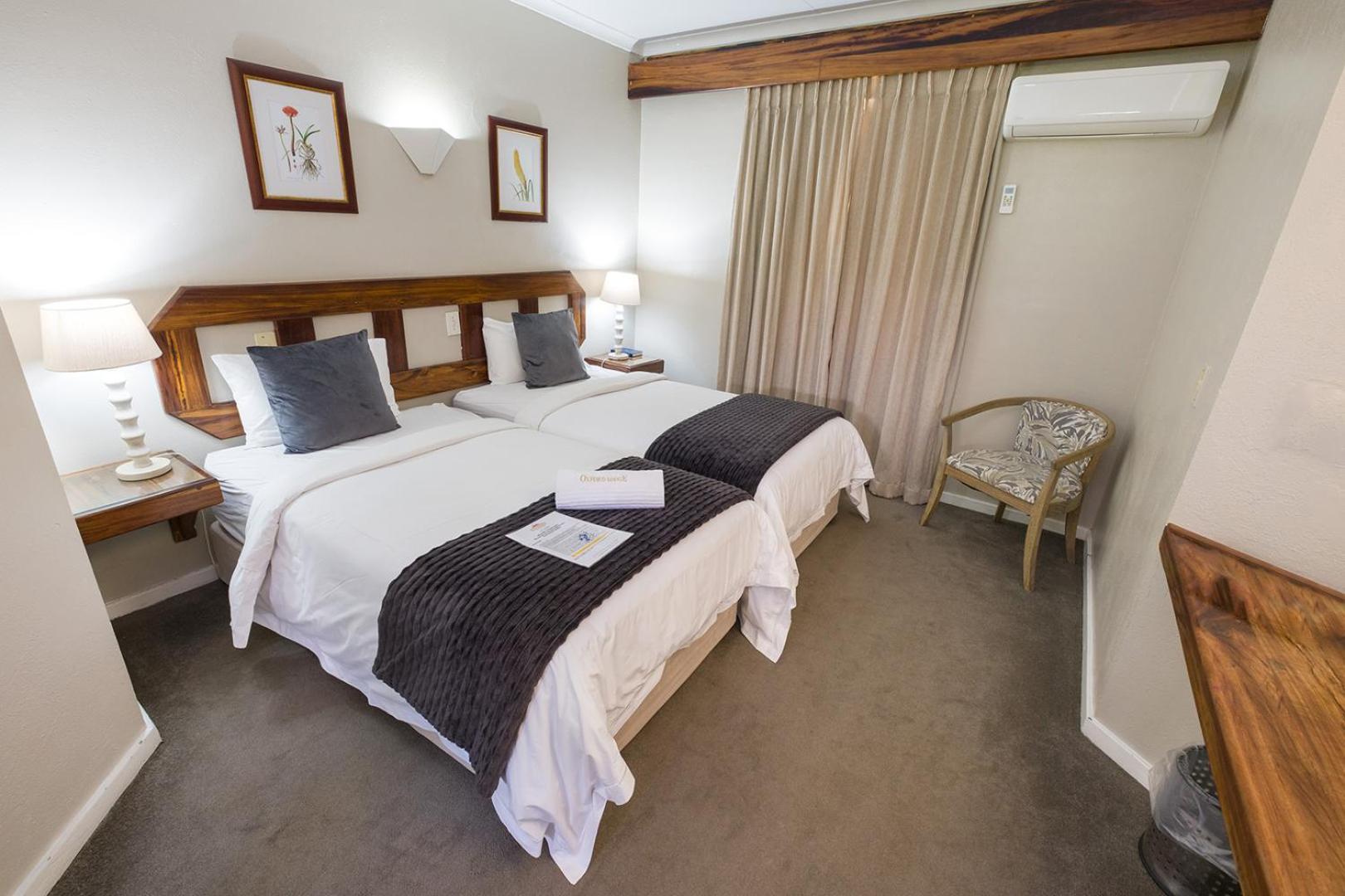 Oxford Lodge Vryheid Extérieur photo